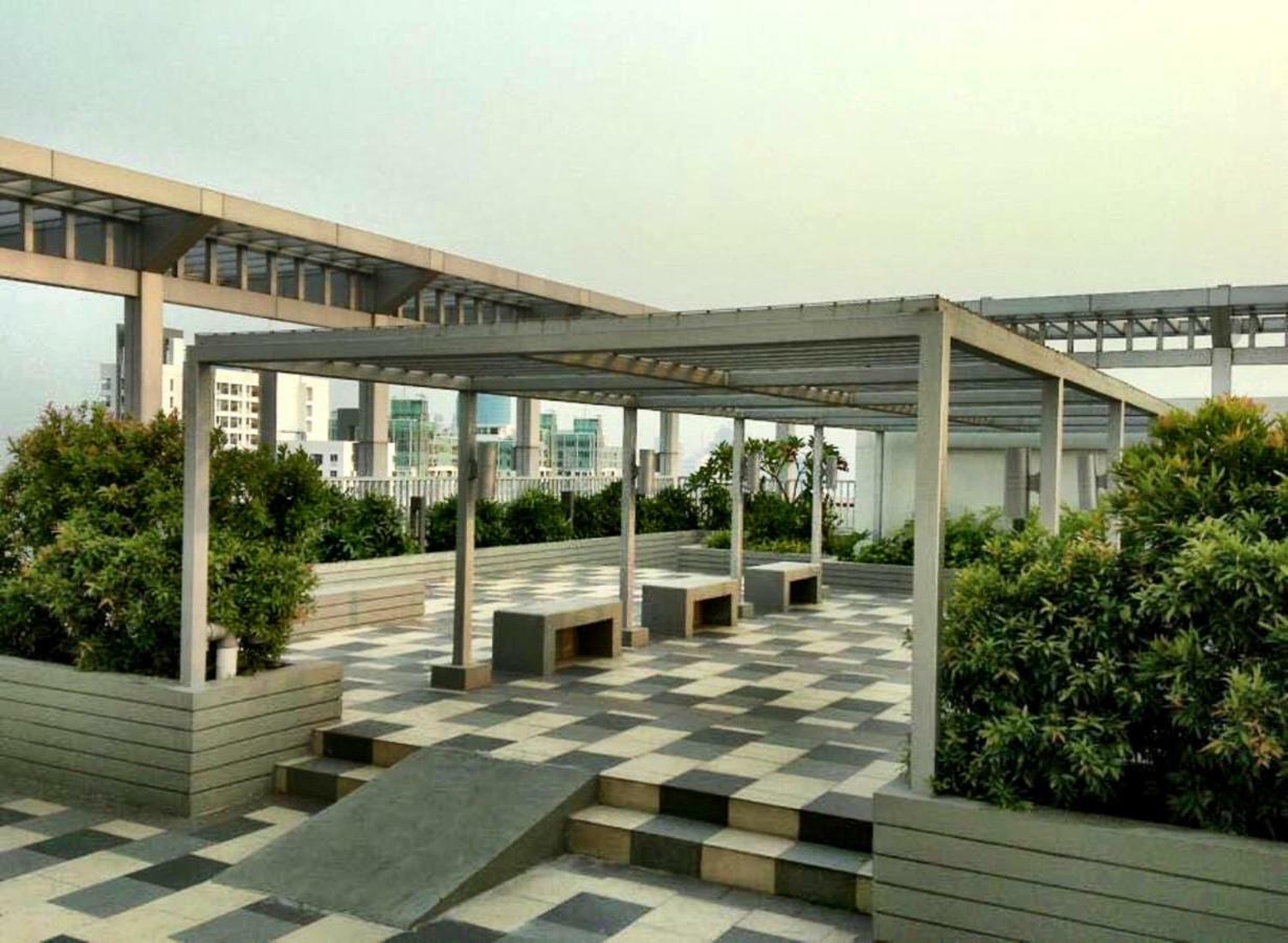 Cosmo Terrace At Thamrin City Jakarta Exterior foto